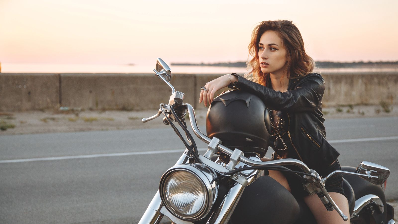 How to Choose the Right Motorcycle Jacket: A Comprehensive Guide