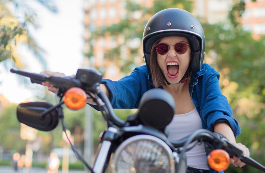 How Women Can Easily Get into Motorcycling